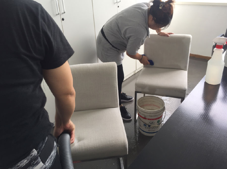 东风区沙发清洗案例